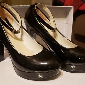 Black Patent Leather- 4 inch Mary Janes,Size 6